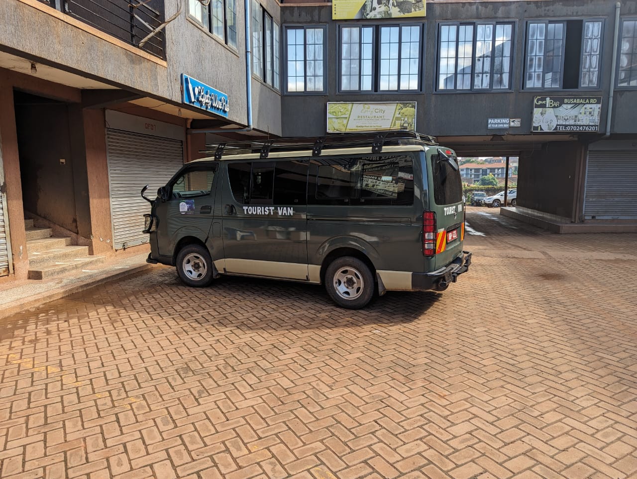 Safari van Drone van Safari 4x4 car rental Uganda